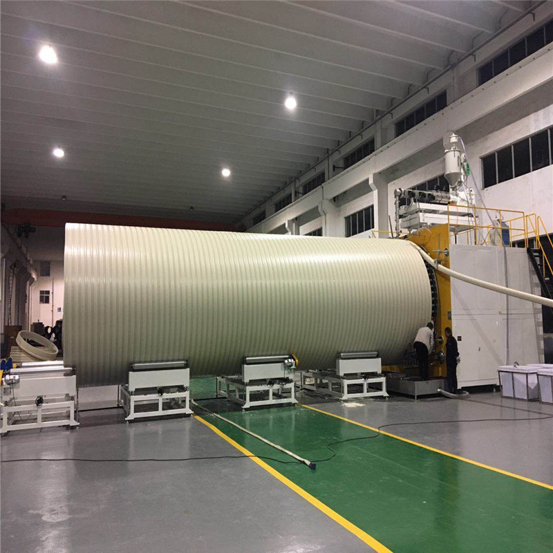 HDPE ကြီးမားသောအချင်း မြောင်းမြောင်းပိုက် ထုတ်လုပ်မှုလိုင်း