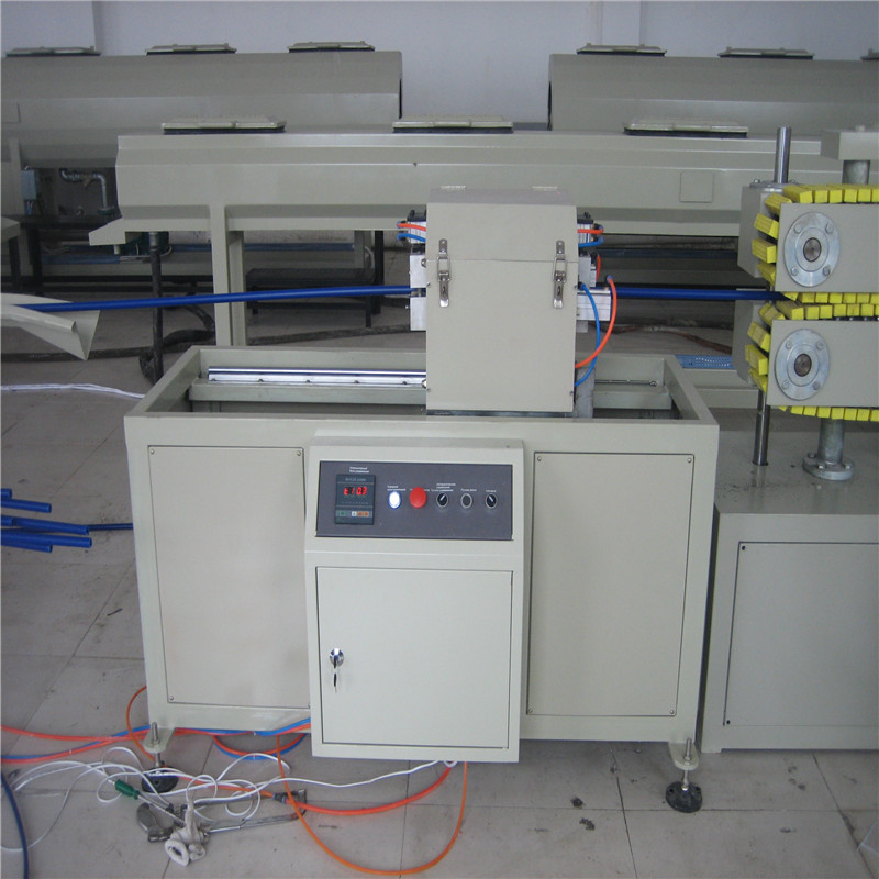 Qingdao ၏ PE ပြွန် extrusion စက်