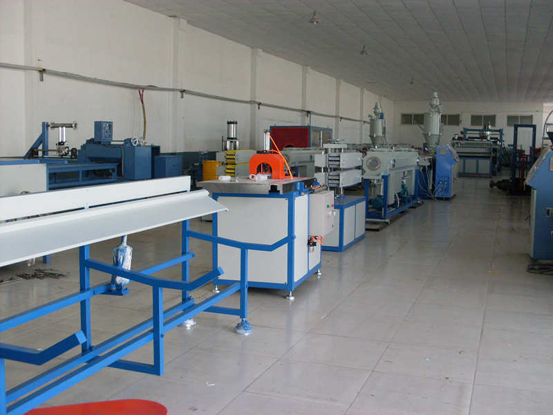 PVC ဝါယာကြိုး cablet စက်ကိုစက်လုပ်ပါ