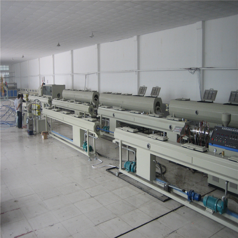 သုံးလွှာ PPR Glass Fiber ပိုက် Extruding စက်
